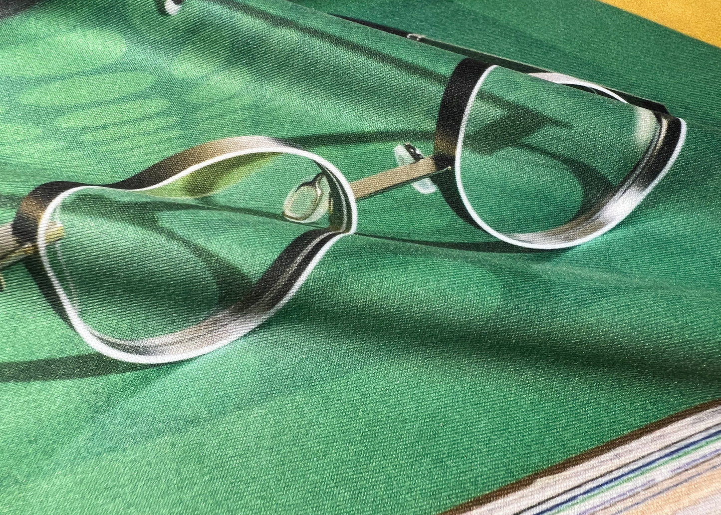EYEWEAR CLOTH_R4